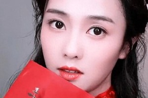 白鹿：从模特到人气演员的励志成长之路
