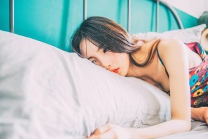 江晚与付远的职场与情感交织故事