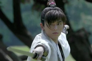 张哲瀚从顶流到塌房：民族大义不容亵渎