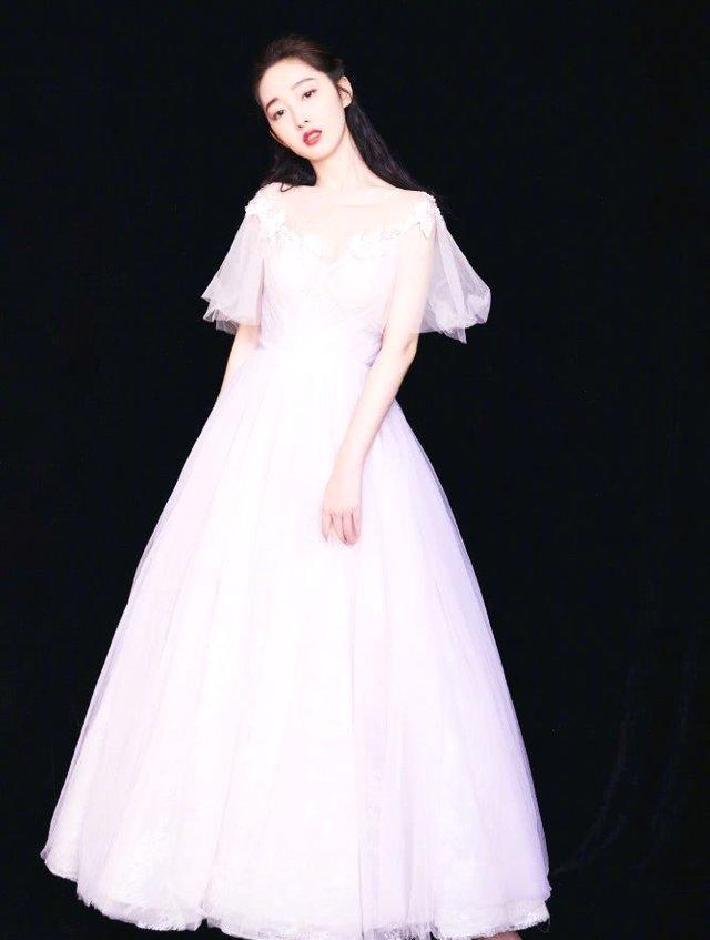 蒋梦婕公主造型