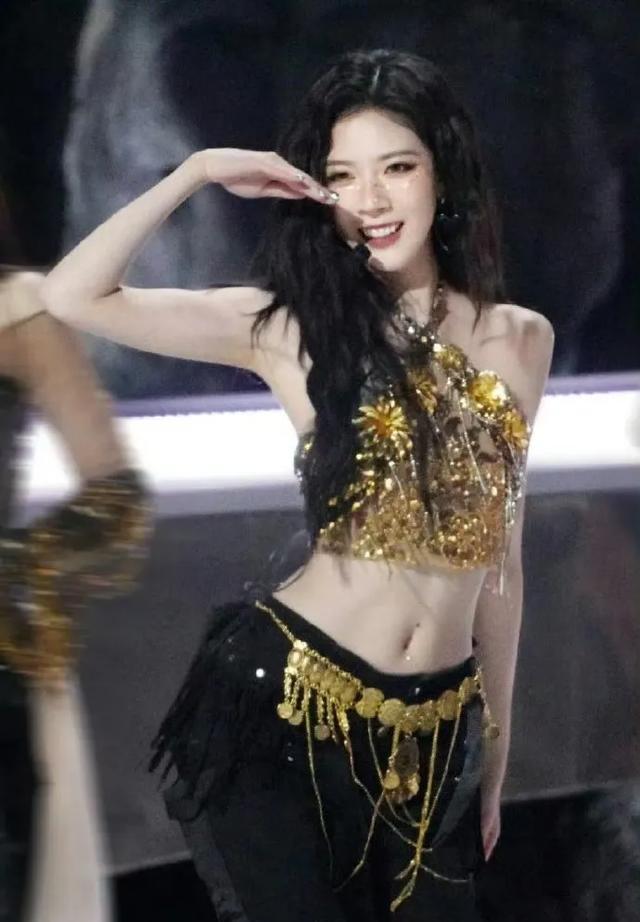 宋妍霏舞娘舞蹈示范