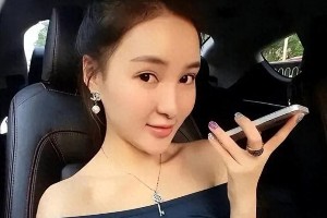 迪丽热巴身材变化引热议，与黄景瑜卷入未婚生子风波